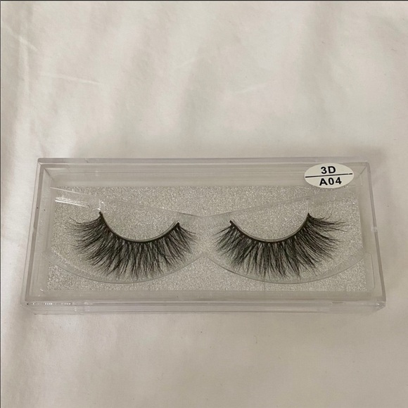 3D MINK LASHES (bundle 2 for DC PRICE) - Picture 3 of 4